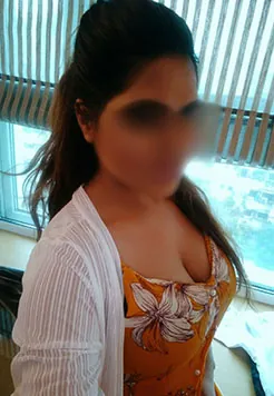 Aliya, 23, call girl in Salt Lake, Kolkata